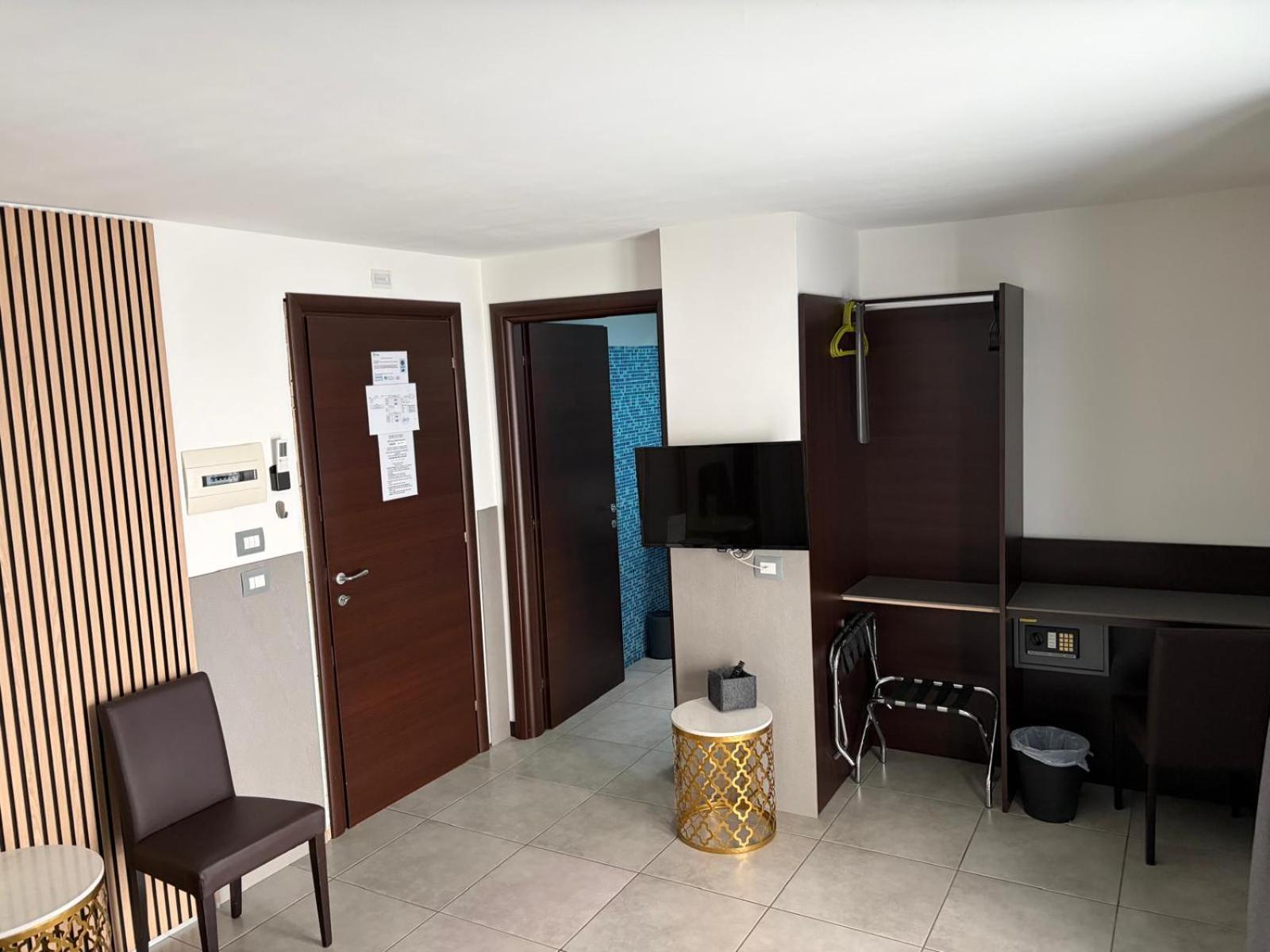 Villa Camilla Milano Easy Rooms Metro 4 — Photos 3